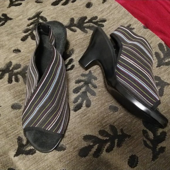 NWOT San Miguel Drayton Multicolour Striped Heeled Sandals - Picture 4 of 13